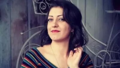İzmir'in Urla ilçesinde ışıklı kavşakta beklerken hızla gelen hafif ticari