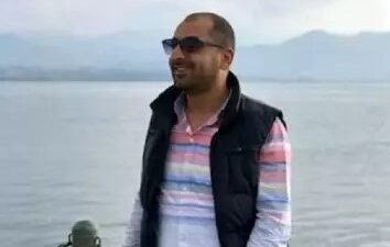 Sakarya’nın Adapazarı ilçesinde B.Ü (17), aracında yüksek sesle müzik dinlediğini öne