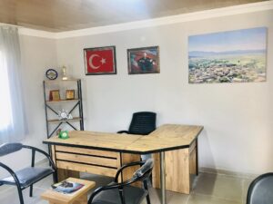 Koçarlı İlçesi Yeni Mahalle Muhtarlık ofisi Belediye Tarafından yeniden yapıldı.