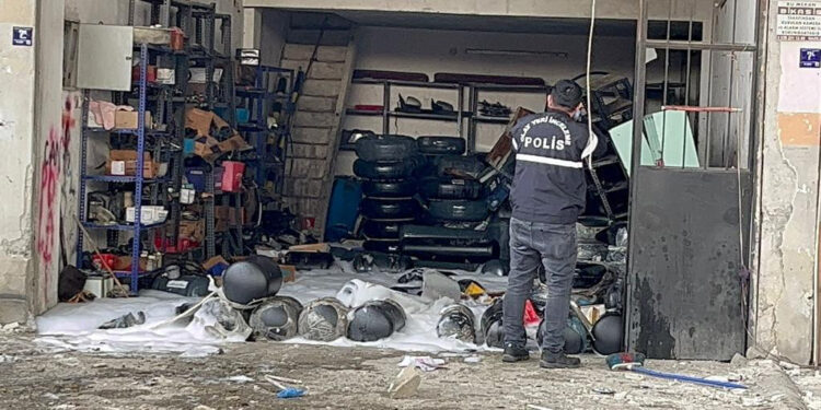 LPG dönüşü yapan işyerinde patlama; 1 yaralı