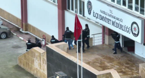 Aydın’ın Nazilli İlçesinde vatandaşlardan zorla haraç toplayan çeteye operasyon yapan