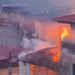 Alevlere teslim olan ev kullanılamaz hale geldi