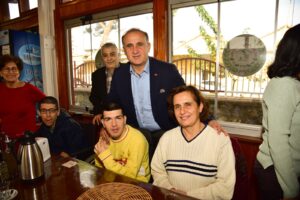 12 ay boyunca engellilerin hizmetlerindeyiz