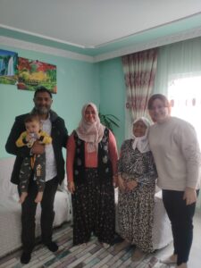 Cumhur İttifakı’nın MHP’li Belediye Başkan aday adayı Funda Türker Çınar,