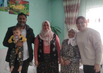 MHP’li Çınar, yağmur çamur dinlemeden çalışıyor