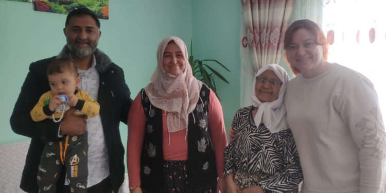 MHP’li Çınar, yağmur çamur dinlemeden çalışıyor