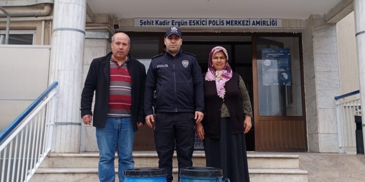 Zeytinyağı hırsızları polisten kaçmadı