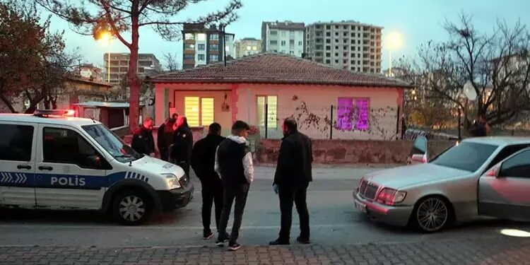 Tartıştığı çocuğu av tüfeğiyle yaraladı