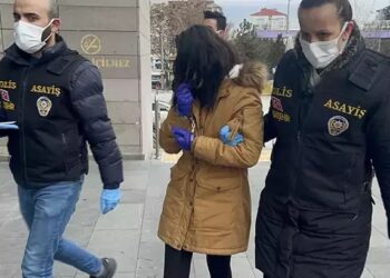 Halasını bıçaklayarak öldürdü