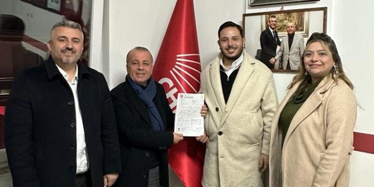 İYİ Partili başkan CHP’ye üye oldu
