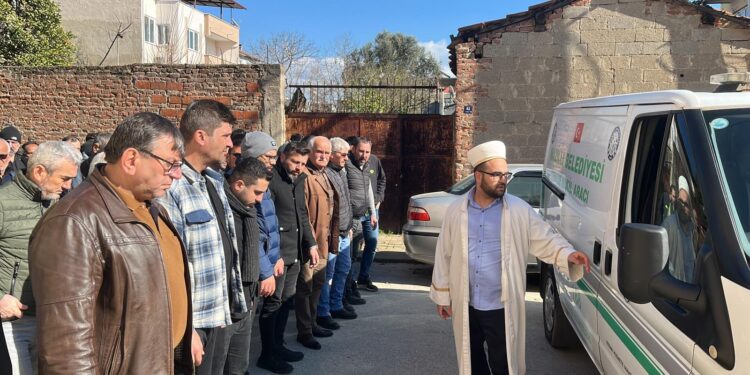 Antalya’da öldürülen Diken, memleketi Nazilli'de toprağa verildi