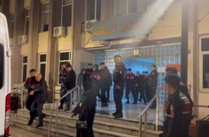 Aydın’da jandarmanın dün sabah saatlerinde yaptığı operasyonda FETÖ/PYD terör örgütü