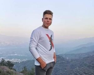 Aydın‘ın Bozdoğan ilçesinde kamyonla çarpışan 19 yaşındaki motosiklet sürücüsü Mehmet