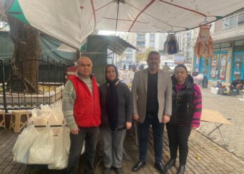 CHP’li Gökmen, gittiği her yerde aday gibi karşılanıyor