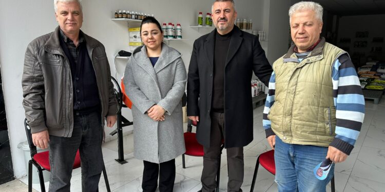 Başkan adayı Gökmen, ilçeyi adım adım geziyor