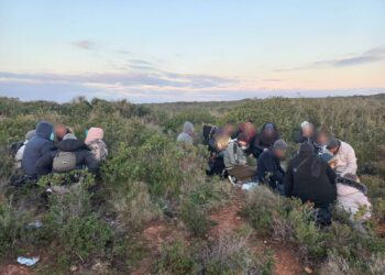 Didim'de kaçak göçmenlere İHA destekli operasyon