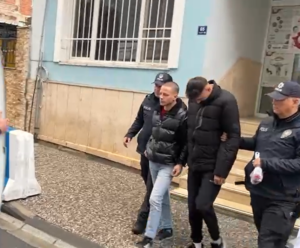 Aydın’ın İncirliova İlçesinde zeytinyağı ve incir hırsızlığı yapan 2 şüpheli