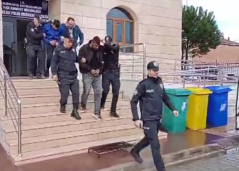 İncirliova’da gece operasyonu aranan 2 şüpheli yakalandı