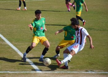 İncirliova Belediyespor ikinci yarıda güldü: 4-1