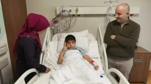 9 yaşındaki Harun'un bağırsağından 13 mıknatıs çıkarıldı