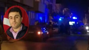 Sakarya‘nın Akyazı ilçesinde şizofreni hastası A.Y. (65), tartıştığı komşusu Barış