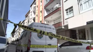 Bağcılar‘da, Cumali Varan, ayrılma aşamasında olduğu sevgilisi hemşire Sibel Kavılı’yı