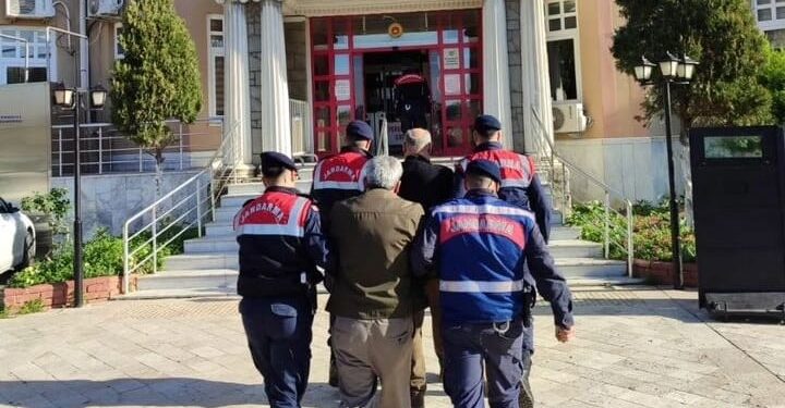 Didim’de 47 kaçak göçmeni ile 2 organizatör yakalandı