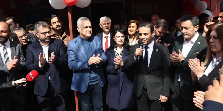 Cumhur İttifakı Söke'de coşkulu açılış yaptı