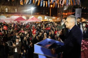 Cumhur İttifakı Aydın Büyükşehir Belediye Başkan Adayı Mustafa Savaş, İncirliova