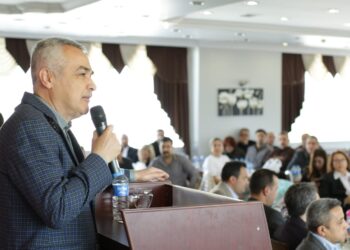 Savaş: Göreve geldiğimizde Aydın’da trafik su gibi akacak