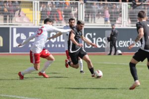 TFF 3. Lig 2’inci Grup’ta Mücadele veren Efeler 09 SFK,