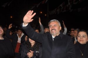 31 Mart Yerel Seçimlere sayılı günler kala çalışmalarında dur durak