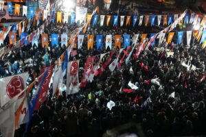 Savaş: Çerçioğlu adı yolsuzluklarla anılan tek Büyükşehir Belediye Başkanıdır