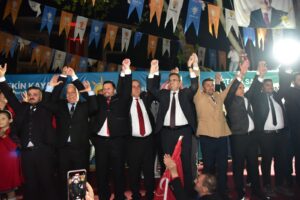 Son mitingi yaptılar