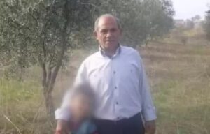 Manisa‘nın Köprübaşı ilçesinde çiftçi Mustafa Koçyiğit (62), tarlasındaki sulama havuzunda ölü