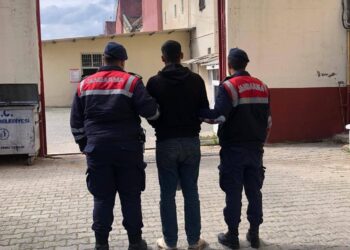 9 yıl 6 ay hapis cezasıyla aranıyordu İncirliova’da yakalandı