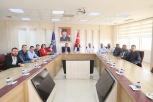 İncirliova Esnaf ve Sanatkarlar Odası Başkanı Ercan Uçak ve yönetim