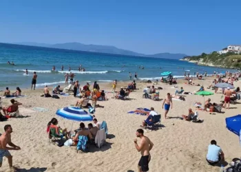 Kuşadası'nın nüfusu bayramda 1 milyonu geçti