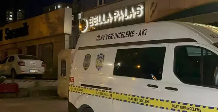 Boşandığı eşini vurup intihar etti