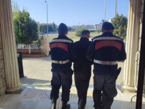 Didim'de uyuşturucuyla yakalanan 2 şüpheli tutuklandı