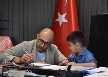 Zencirci koltuğu miniklere kaptırdı