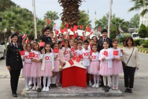 Aydınlı çocuklar 23 Nisan Ulusal Egemenlik ve Çocuk Bayramı’nda İl