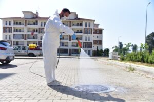 İncirliova Belediyesi vatandaşların yaz mevsimini rahat geçirmesi amacıyla, sivrisinek ve