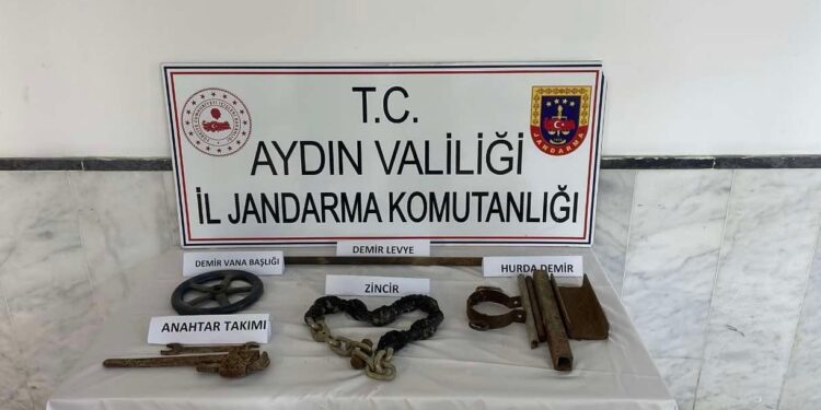 Kuyucak’ta çaldıkları hurdalarla Buharkent’te yakalandılar