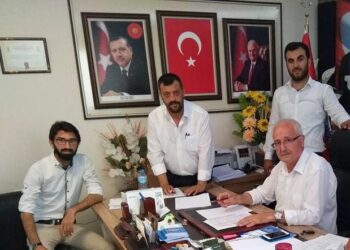 AK Parti İlçe Başkanı görevi bıraktı