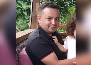 Başına tahta parçası düşen belediye işçisi öldü