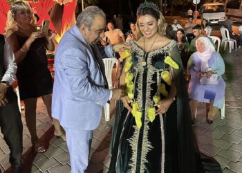 Davetiye karpuz olunca, gelinin takısı da biber oldu