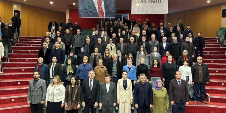 Gökhan Ökten, kendisini eleştiren rakibini dışarı attı iddiası