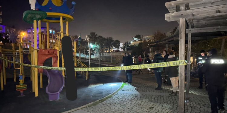 Parkta kendi hayatına son verdi