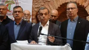 TTB Başkanı Azap; Sağlıkta dönüşüm yine ölüm getirdi Aydın’da Ege Bölgesi Tabip Odaları toplantısına katılan Türk Tabipleri Birliği